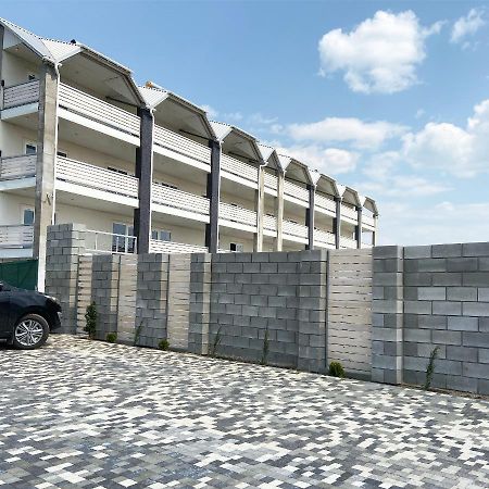Lazurit Family Hotel 拉祖尔涅 外观 照片